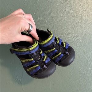 Keen Kids Black and Blue Sandals with Green Accents